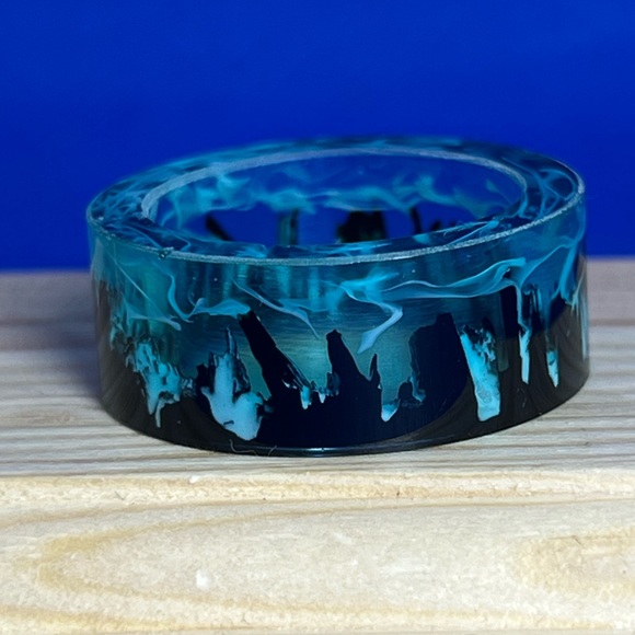 Resin Ring - Picture 3 of 5
